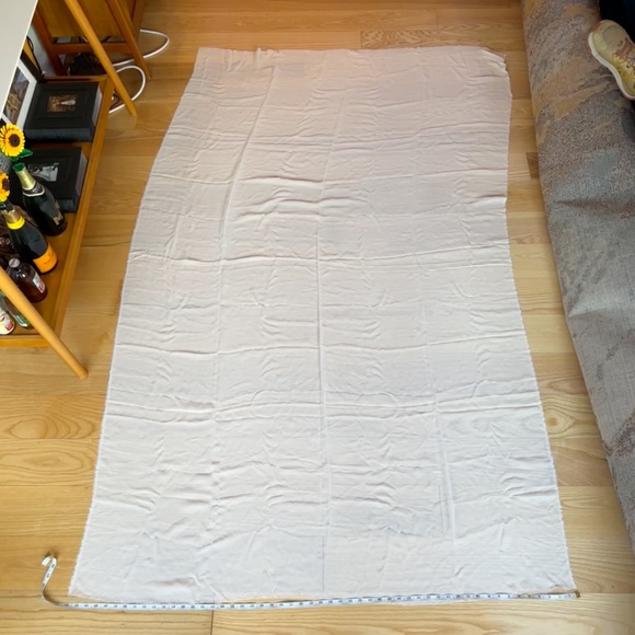 Ivory / Off White Silk Georgette from Amanda Wakeley (4'3"x6'8") by the yard - Picture 7 of 10